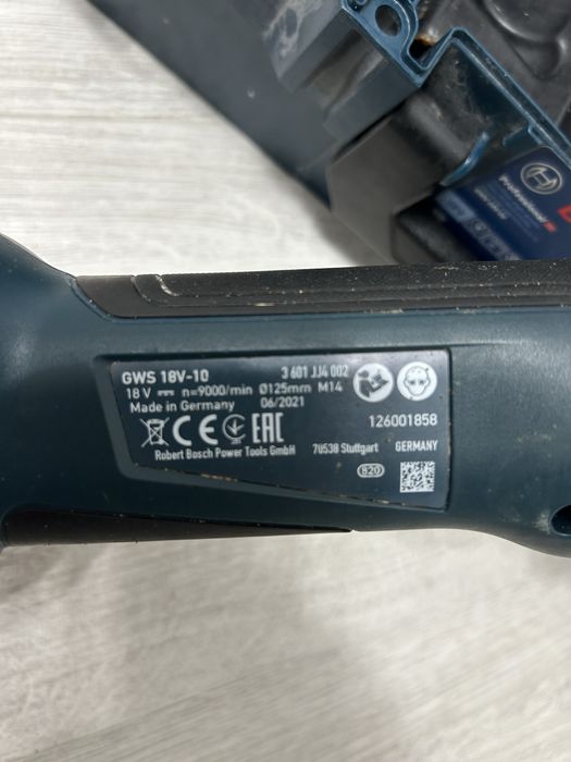 Bosch GWS 18V-10 flex
