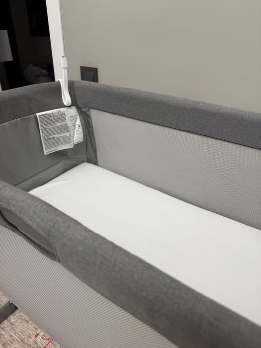 Детскаая кроватка Joie