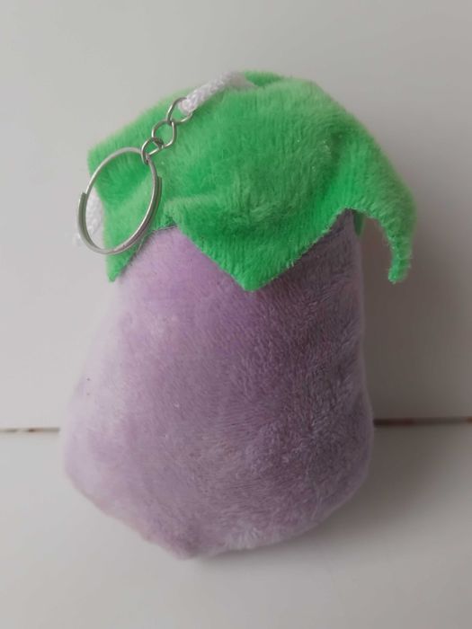 НОВ Мек Плюшен Ключодържател Патладжан Smiley Face  / Emoji