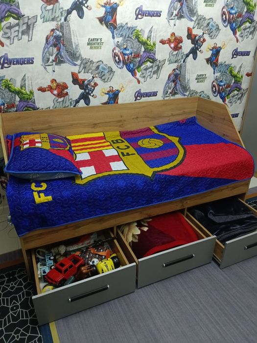 Продам новую кровать