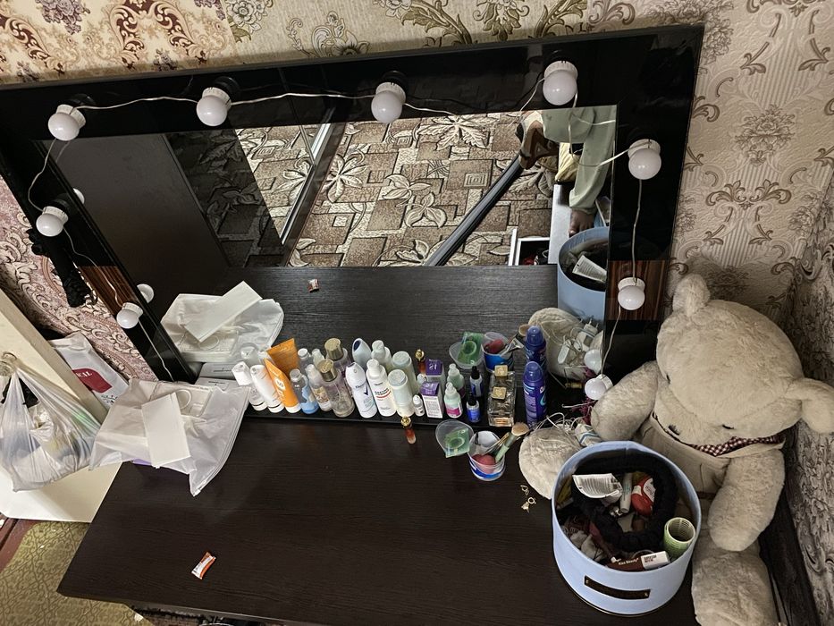 Спальный гарнитур