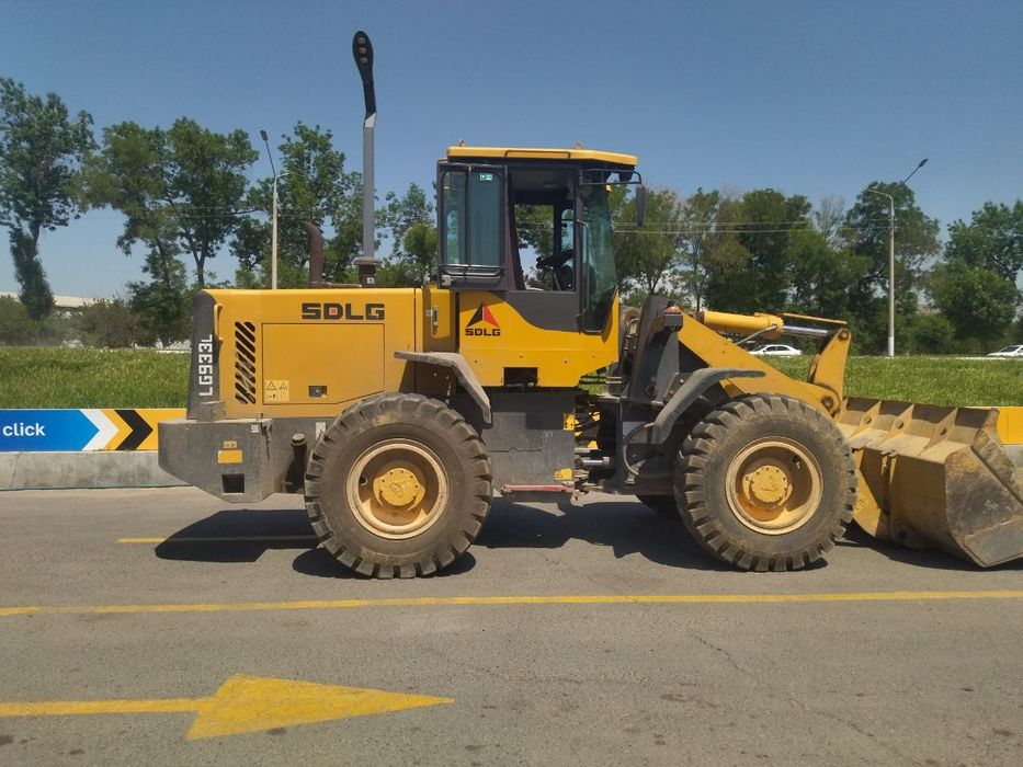 Услуга автокран и экскаваторов / Автокран хизмати ва экскаватор.