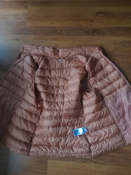 UNI QLO дамски елек XL размер.