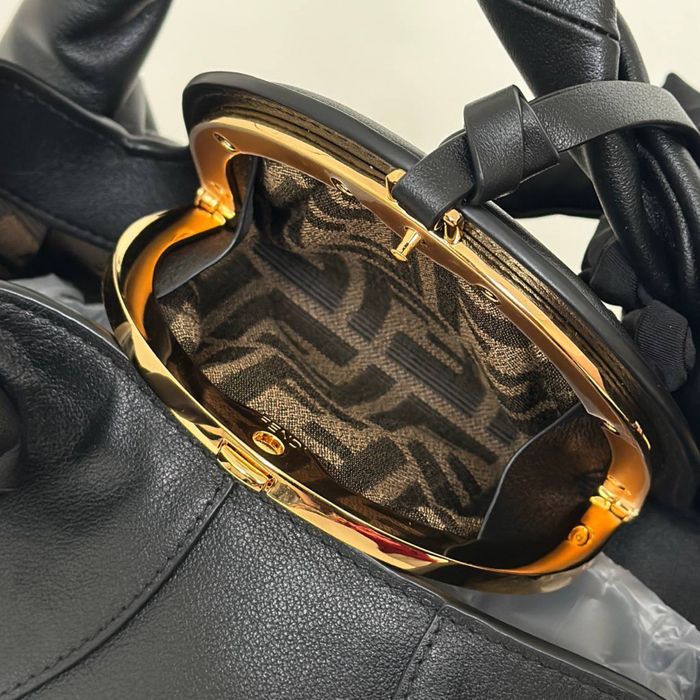 Geanta Fendi Spy