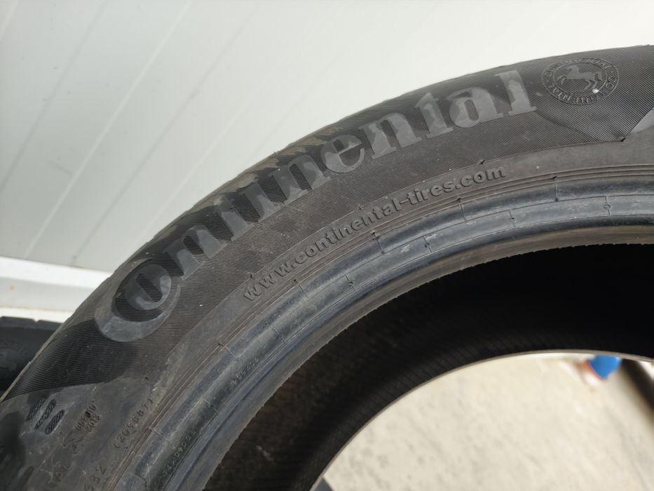 205/60/16 Continental