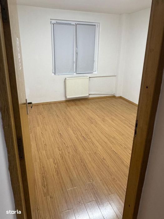 4 Camere | Parter | Nemobilat | Sector 6 | Birou | 90 Mp
