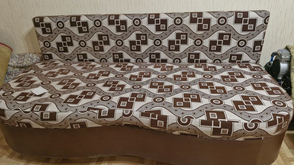 Тахта в отличном состоянии