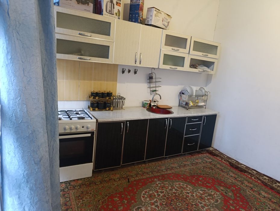 eski shaharda hovli sotiladi