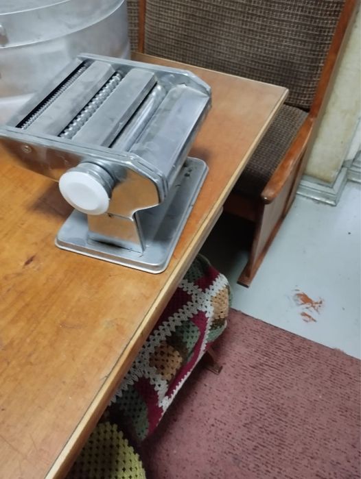 Продам лапшерезку