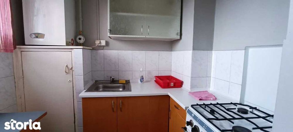 Garsoniera de inchiriat in car TUDOR