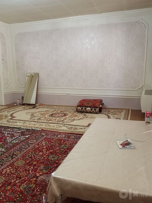 Ижарага кизларга хона бор.