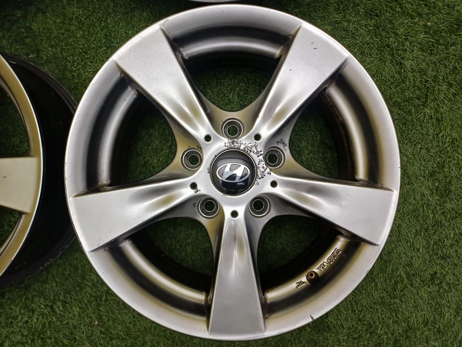 Диски R15 5x114.3 на Hyundai и другие.