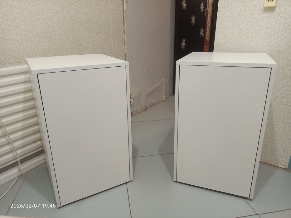 Тумбочки прикроватные,
