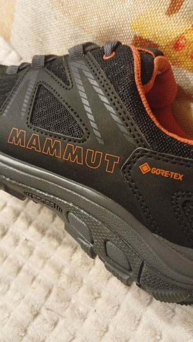 N.38 Чисто нови обувки Mammut с Gore-tex