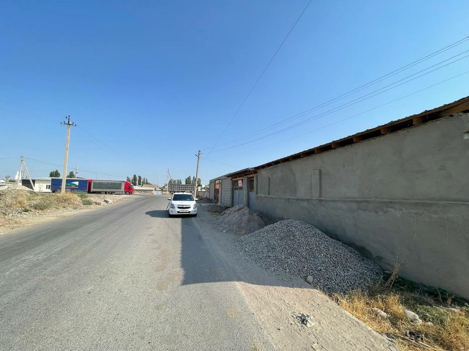 Yer uchastka.Ishlab chiqarishga mõljallangan