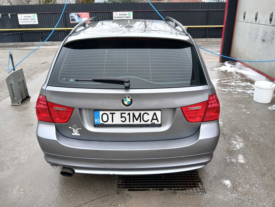 BMW320 motor2.0d singur proprietar pentru mai multe detali sunati la nr 0799803773