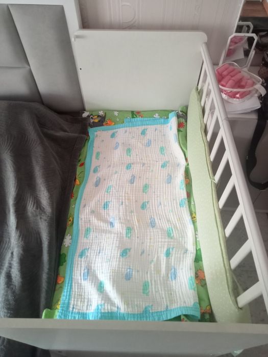 Срочно продам детскую кроватку