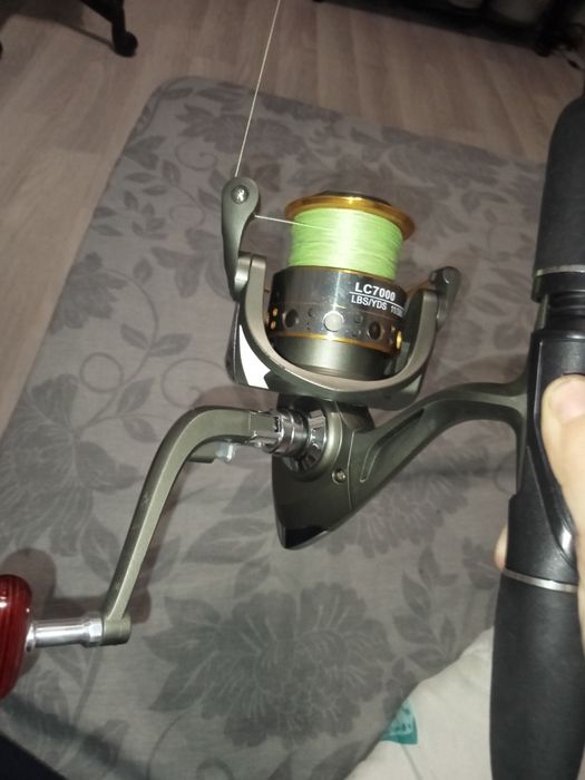 Продам спиннинг новый