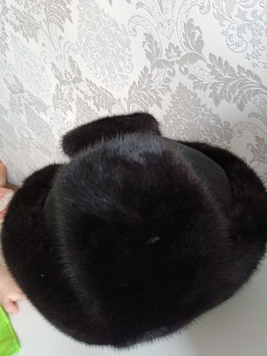 Продам норковую шапку