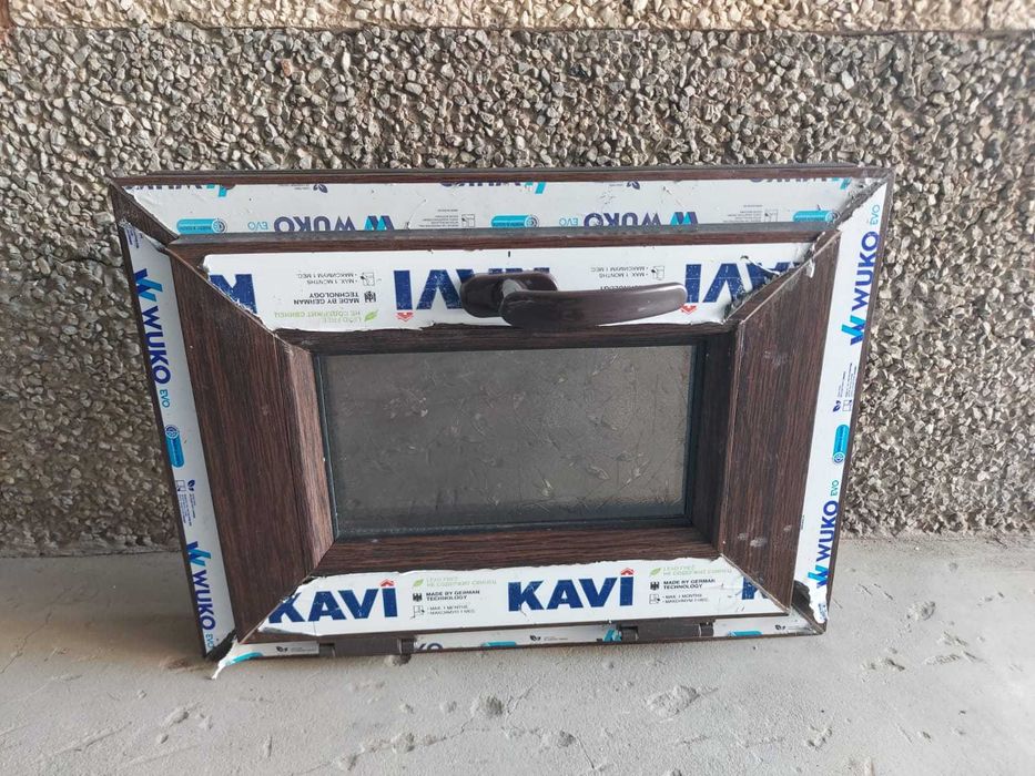 форточка пластиковая