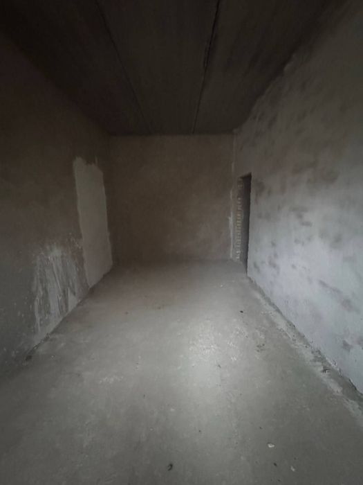 2 хонали уй сотилади 1 каватдан