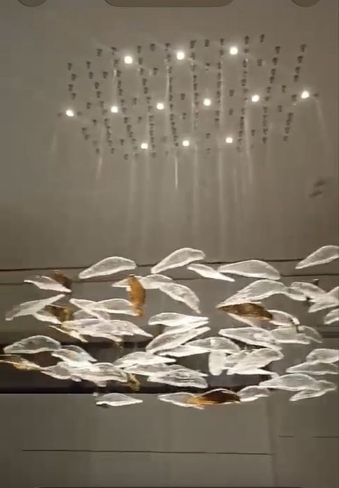 Инсталяция люстра