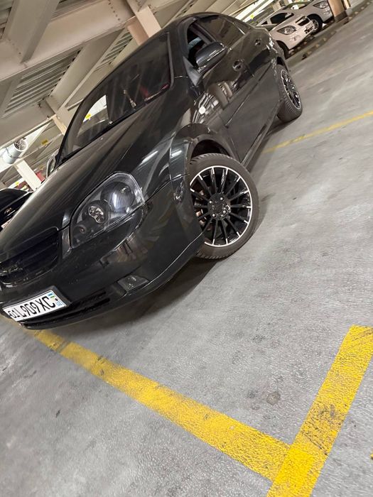 Lasetti 1,8 2012 srochna