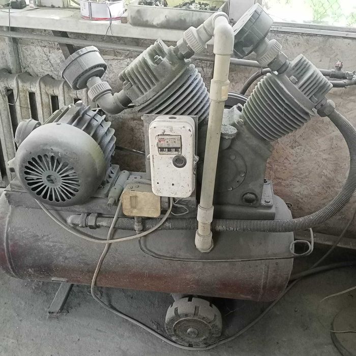 Компрессор воздушный 380V 200л. бу.