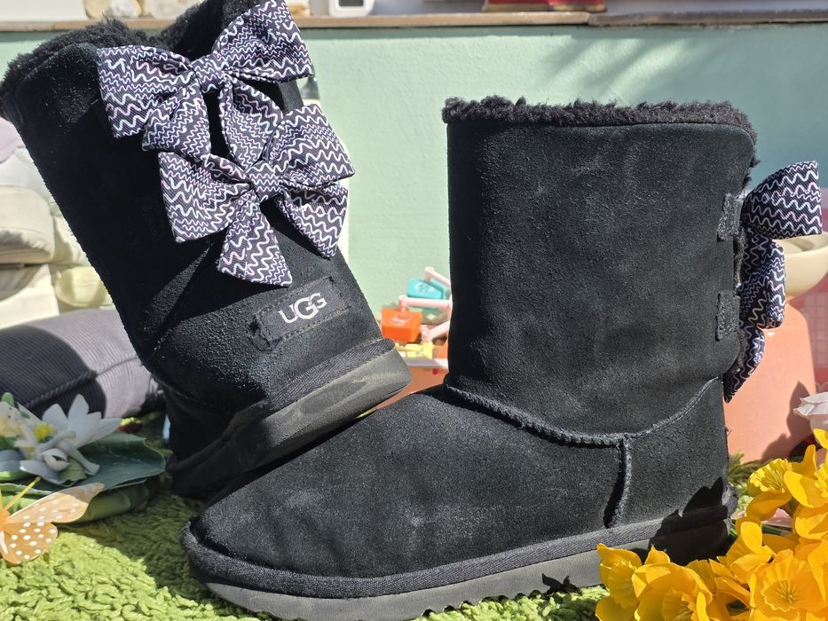UGG оригинални ботуши N38