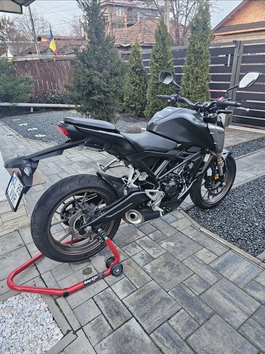 Honda CB125R, an 2021, cat.A1