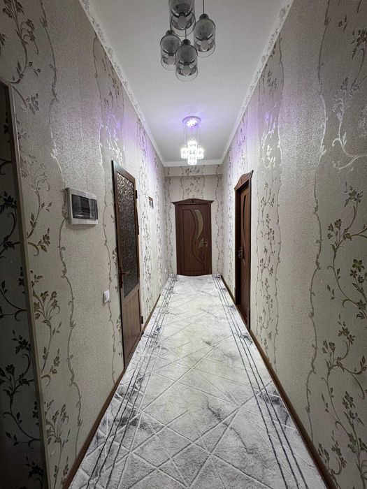 2х комнатная квартира на 3 этаже 73кв, в Самарканде