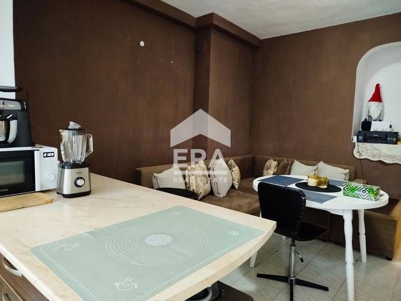 ЕКСКЛУЗИВНО! ЕРА ОСЪМ Ловеч предлага за продажба апартамент в идеален