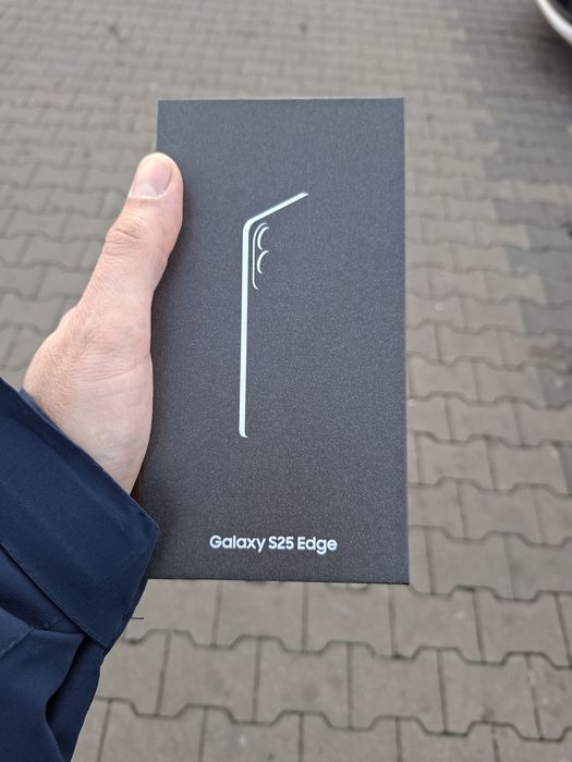 Samsung s25 Edge, 256gb. Jetblack. Perfect.