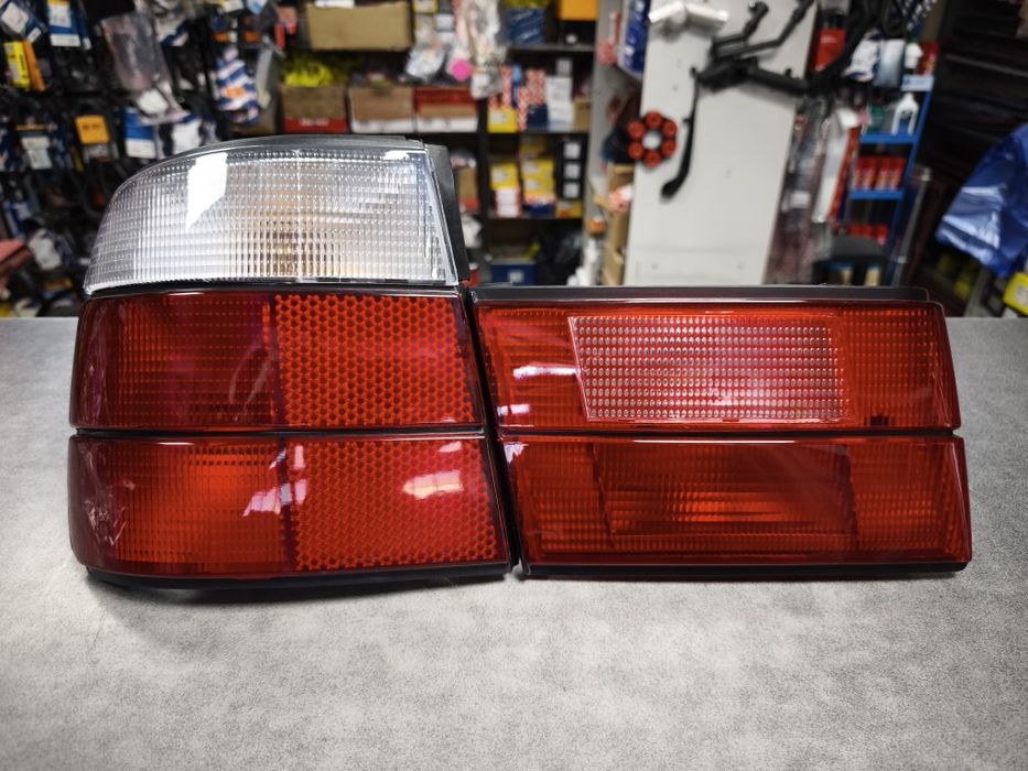 Стоп BMW E34 комплект