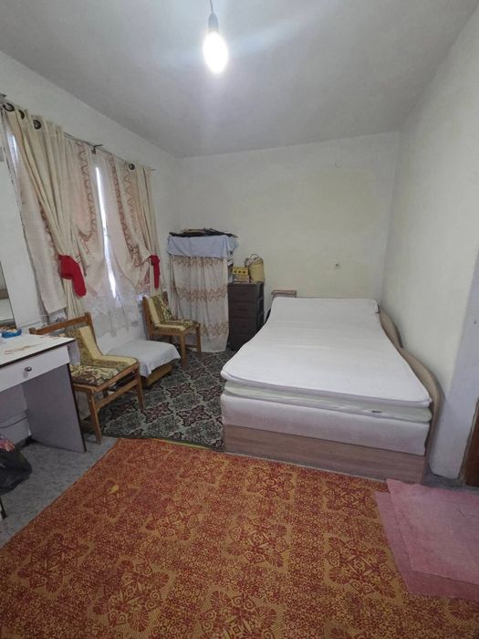 Голяма къща в с.Горна Гращица обл.Кюстендил