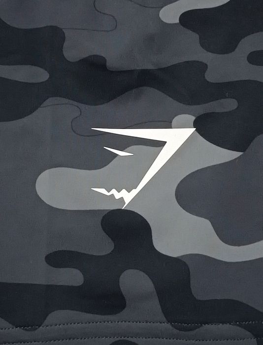 Gymshark Camouflage Tights оригинален клин M спорт фитнес тренировки