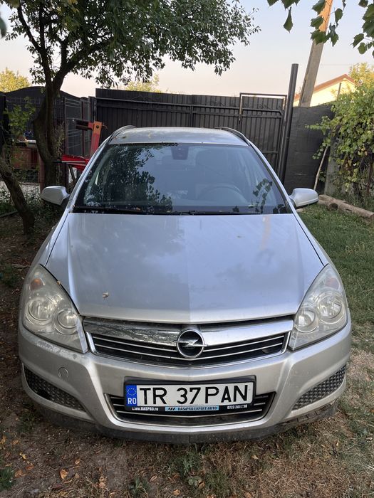 Vand opel astra H 2009 -1.9 dizel mai multe detalii in pv