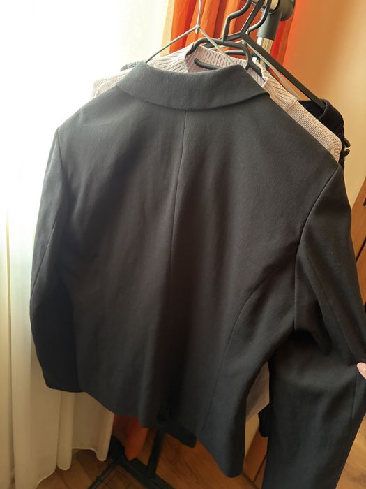 Сако чисто ново