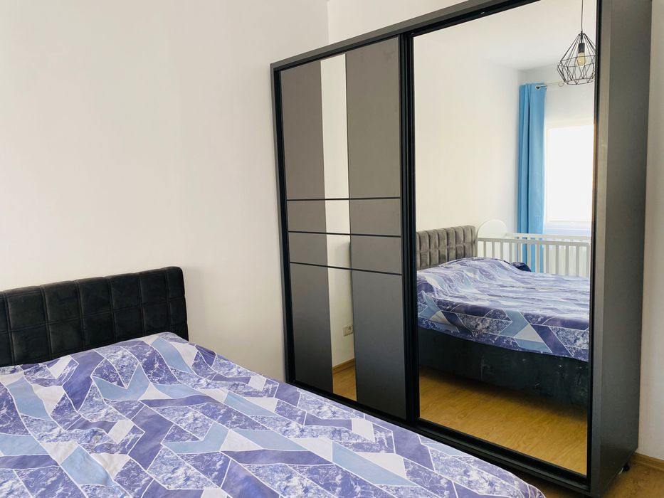 Vând apartament 3 camere decomandat - Ultracentral Câmpia Turzii