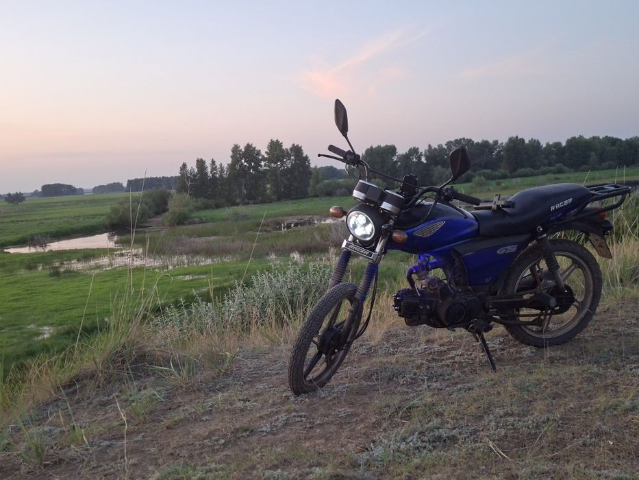 Продаётся мото Raser110