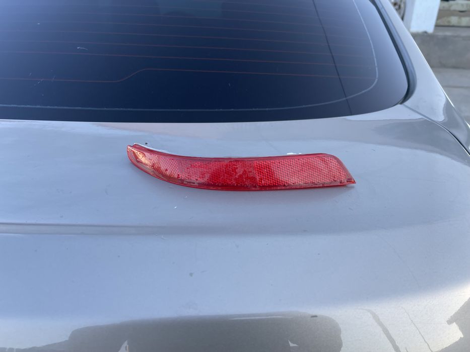 Катафот для Ниссан Альмера