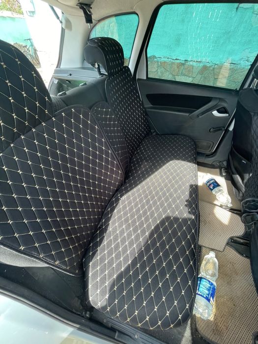 Чехол продам Lada,Cobalt