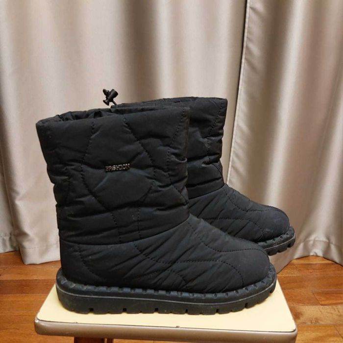 Зимние женские сапоги