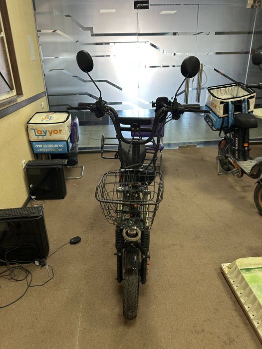 Skuterlar elektr va benzinli srochna sotiladi