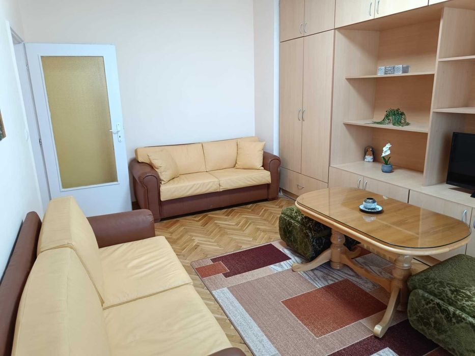 Дава се под наем Тристаен апартамент в Варна, Възраждане 1 - 90 кв.м за 600 € - Снимка #1