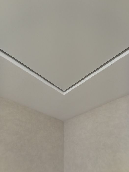 Натяжные и тканевые потолки,, парящие и теневые