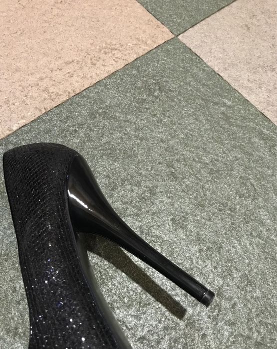 Официални обувки…