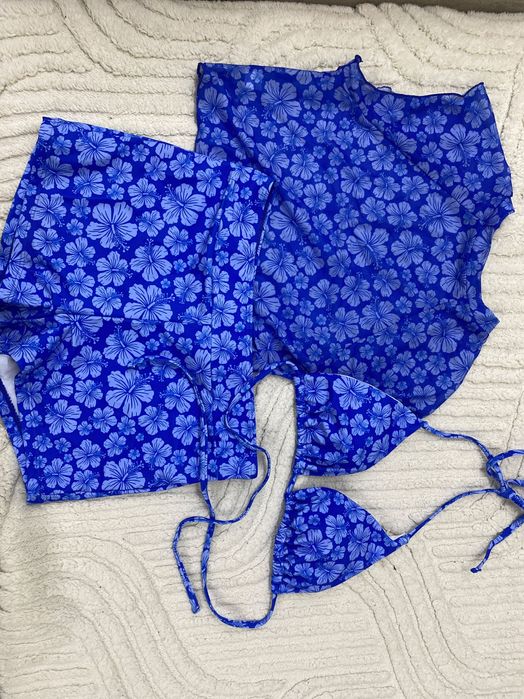 Купальник новый красивый синий