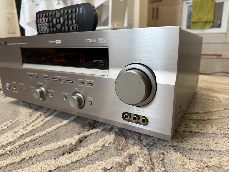 Yamaha RX-V557 Като нов