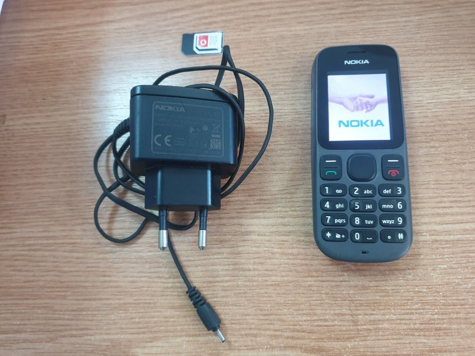 telefon Nokia 100 perfect functional necodat taste butoane ca nou